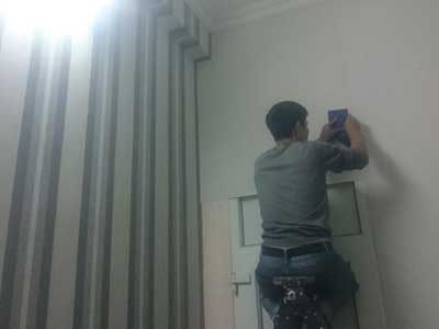 Thi công giấy dán tường tại An Dương Tây Hồ - Anh Đạt