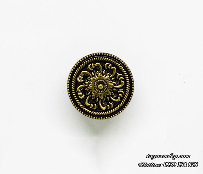  Núm Tủ Cổ Điển - MH011