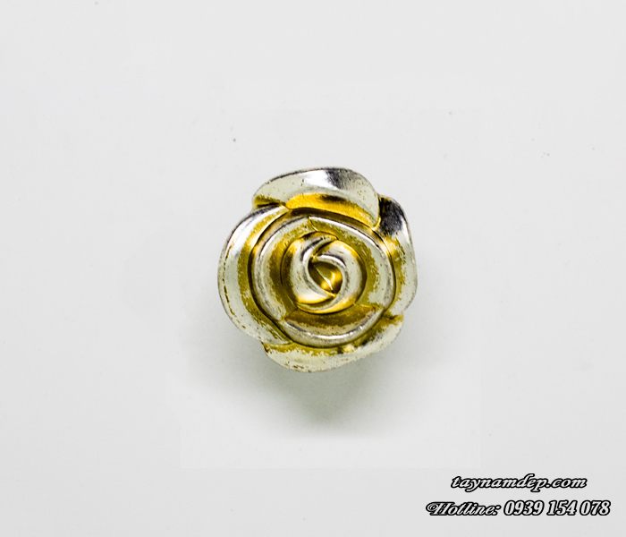 Núm tủ cổ điển – MH036