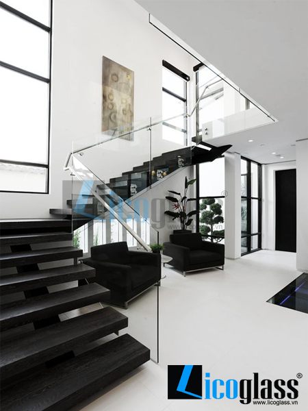 CẦU THANG KÍNH 015