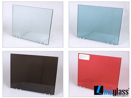 KÍNH MÀU TRANG TRÍ LICOGLASS