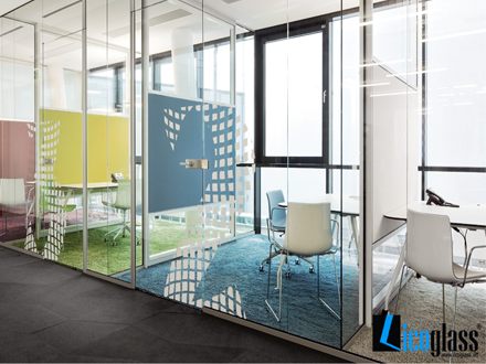 VÁCH KÍNH CƯỜNG LỰC VĂN PHÒNG LICOGLASS 02